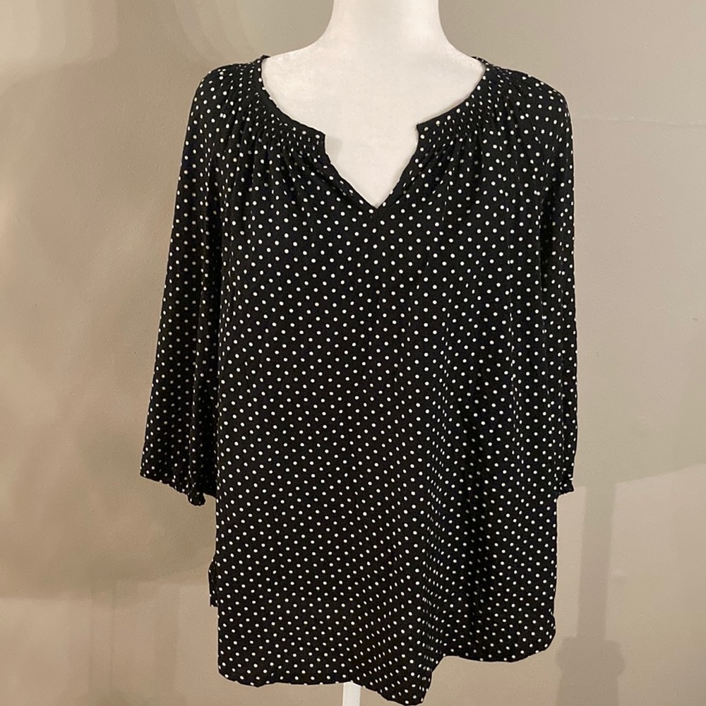 COPY - Large black and white polka dot tunic top by Oh Baby Motherhood. Like ne…